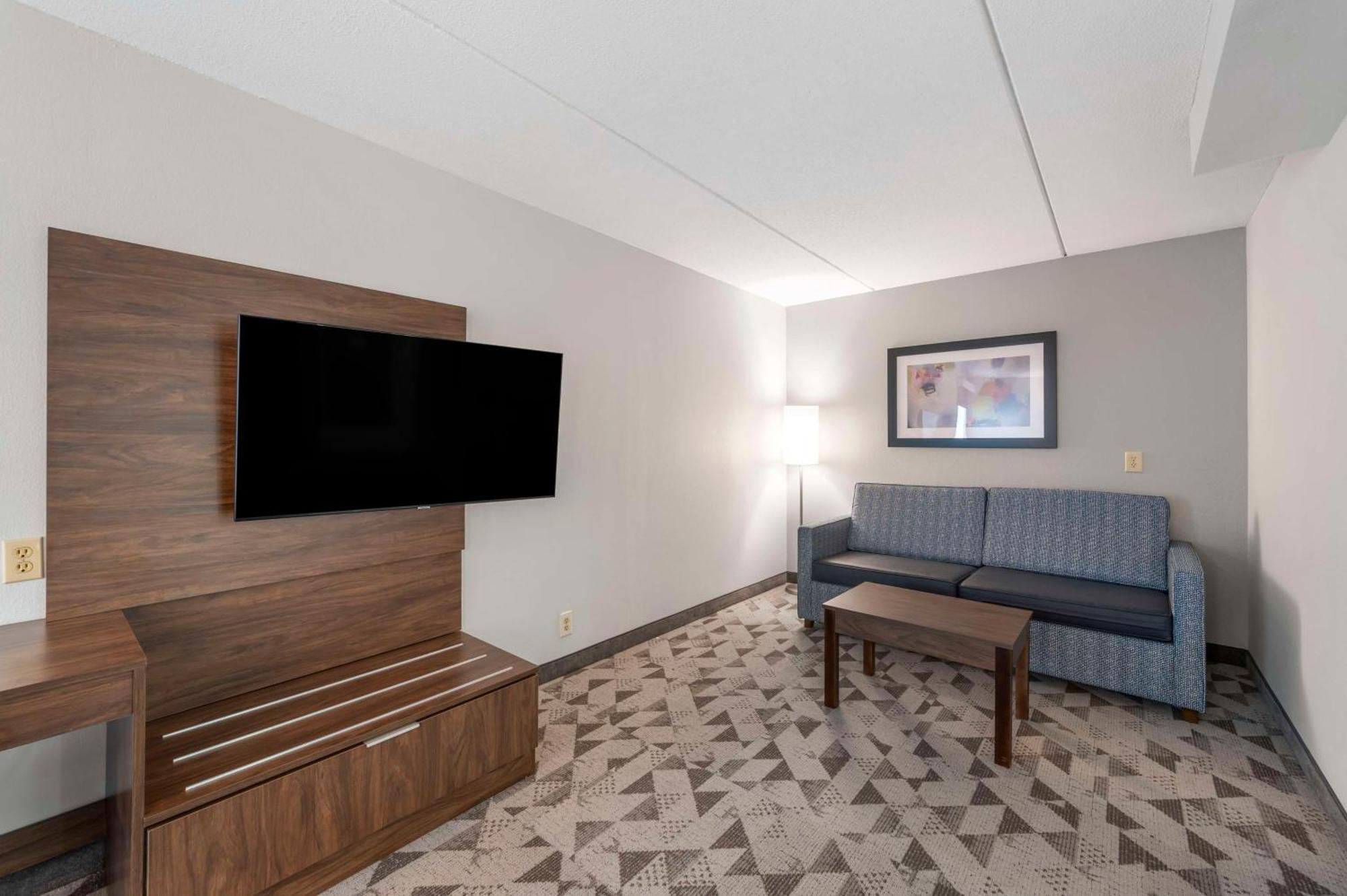 Best Western Plus Harrisonburg Extérieur photo